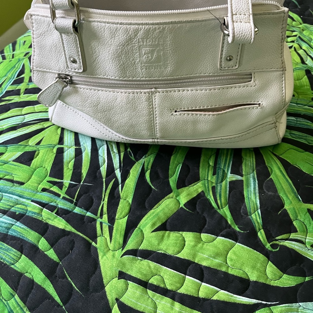 Handbag - Picture 2 of 5